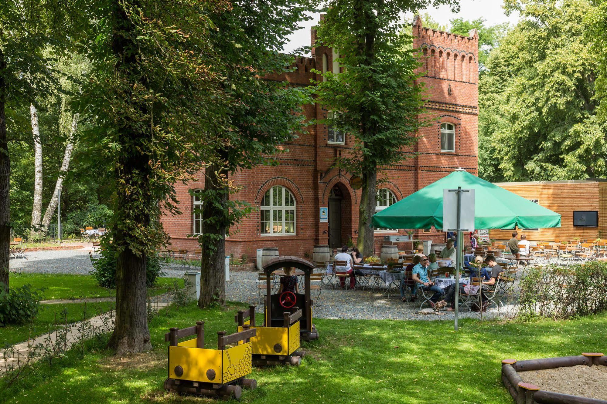 Landhaus Dessau Exterior photo